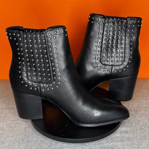Steve Madden Jaclyn Stud  Heel Bootie Black Leather Size 8 EU‎ 38.5 WITH BOX - Picture 5 of 9